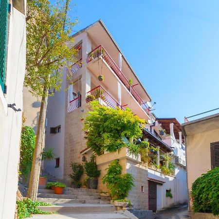 Studio Makarska 11063B Luaran gambar